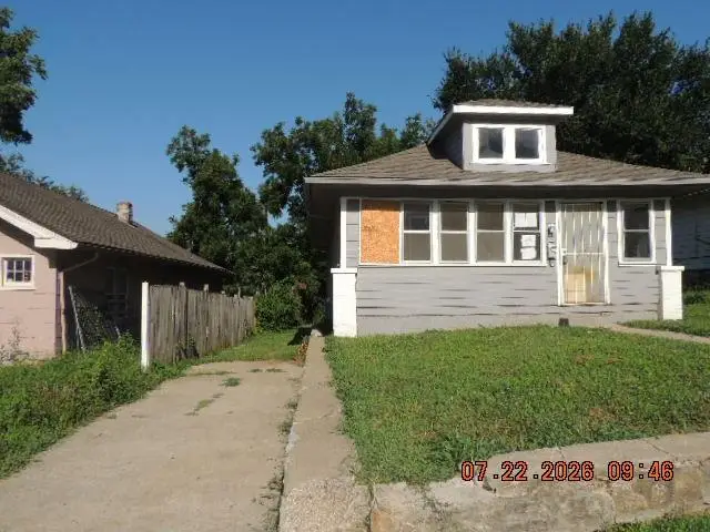 3420 Mersington Avenue, Kansas City, MO 64128 - #1