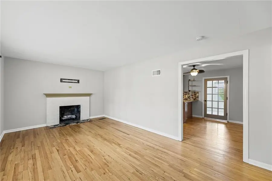 6133 Floyd Street, Overland Park, KS 66202 - #2