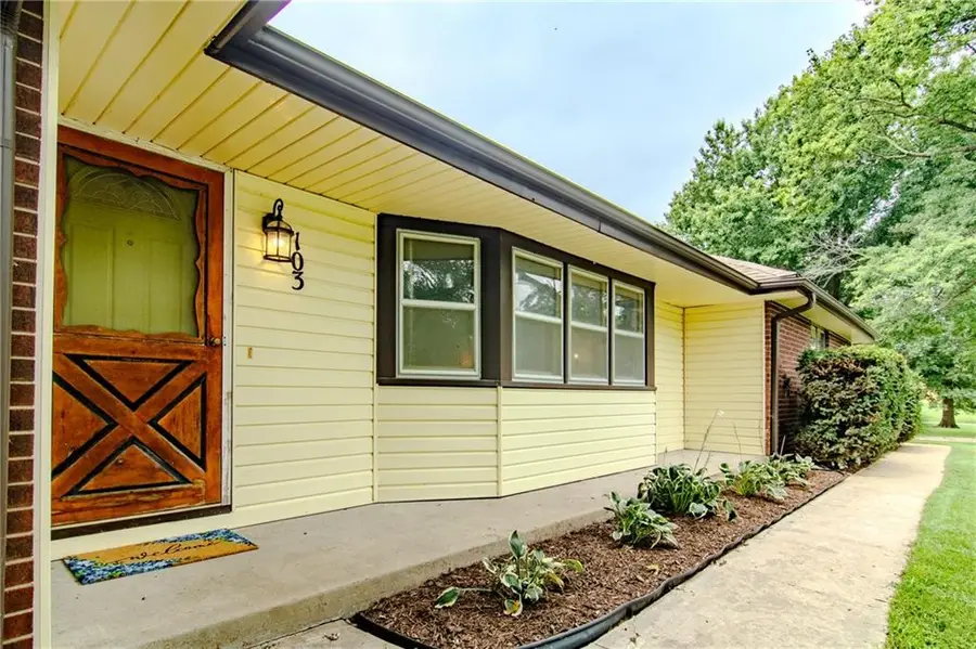 103 8th Street, Garden City, MO 64747 - #2