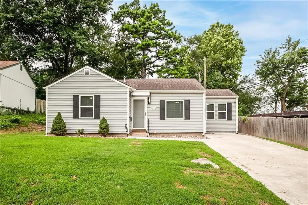 4552 N Locust Street, Kansas City, MO 64116 - #1