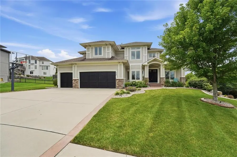 324 NW Thoreau Circle, Lees Summit, MO 64081 - #3