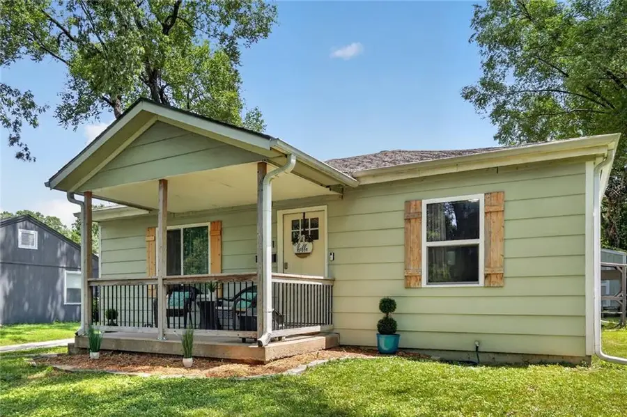 1901 S Cedar Avenue, Independence, MO 64052 - #2