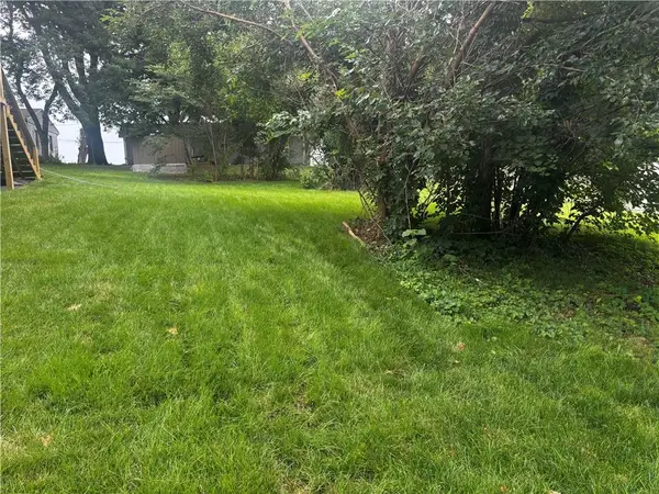 2512 N 4 Street, St Joseph, MO 64505