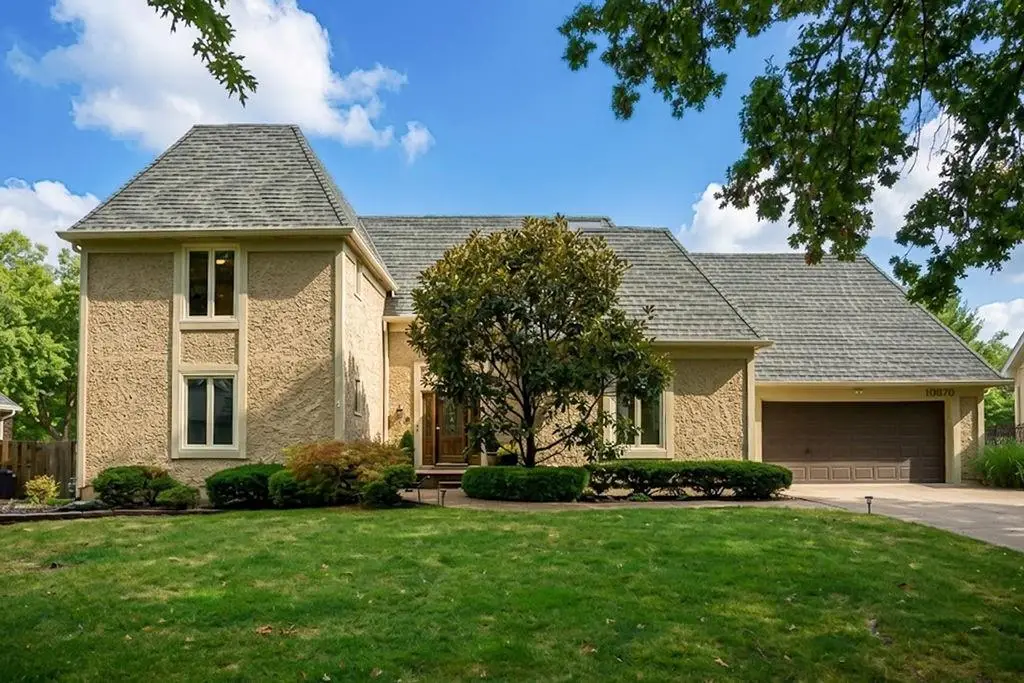 10020 Mackey Circle, Overland Park, KS 66212 - #1