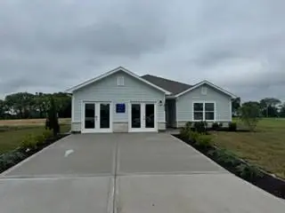 1604 SW 9th Street, Oak Grove, MO 64075