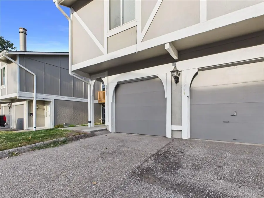 8839 Carriage Drive, Lenexa, KS 66215 - #2