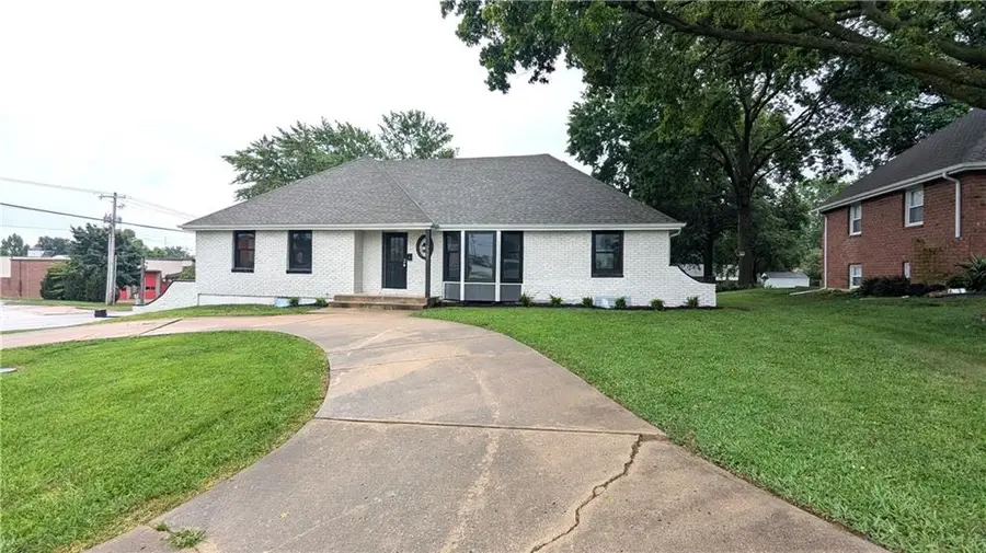 9909 E 76th Terrace, Raytown, MO 64138 - #3