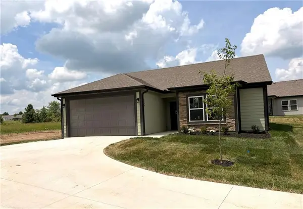 1311 N White Oaks Lane, Oak Grove, MO 64075