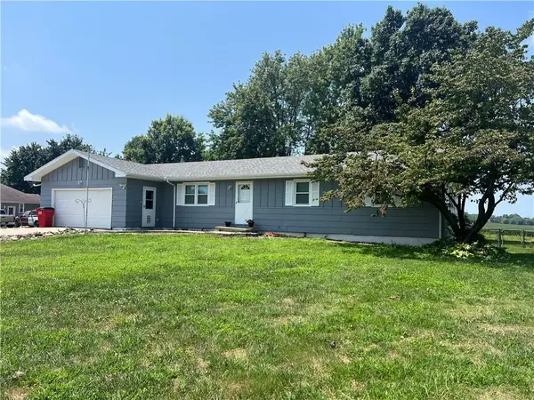 1482 S Business 13 Highway, Lexington, MO 64067