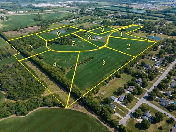 12710 S Harris Road, Greenwood, MO 64034