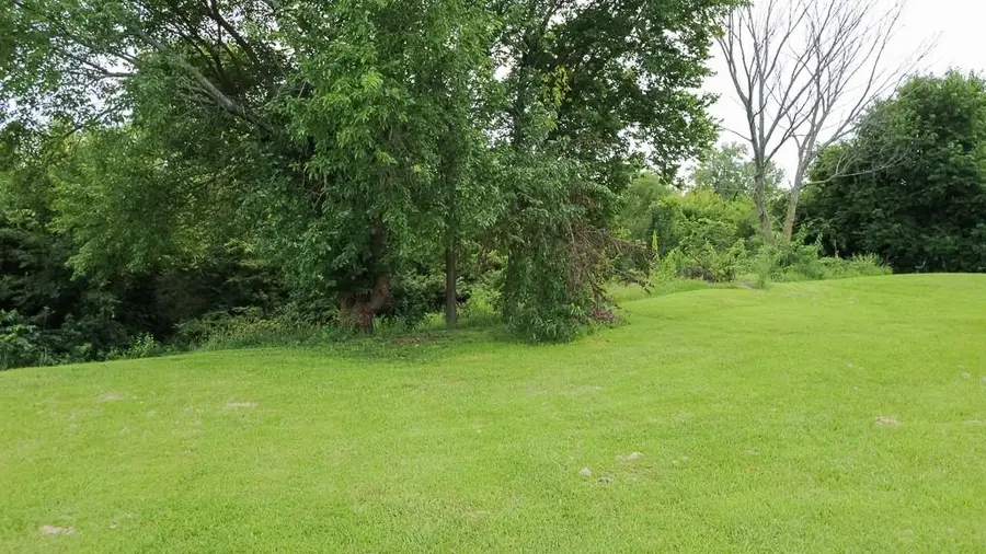 2509 Jones Ranch Parkway, Harrisonville, MO 64701 - #3