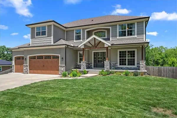 13768 Lookout Drive, Kansas City, MO 64139