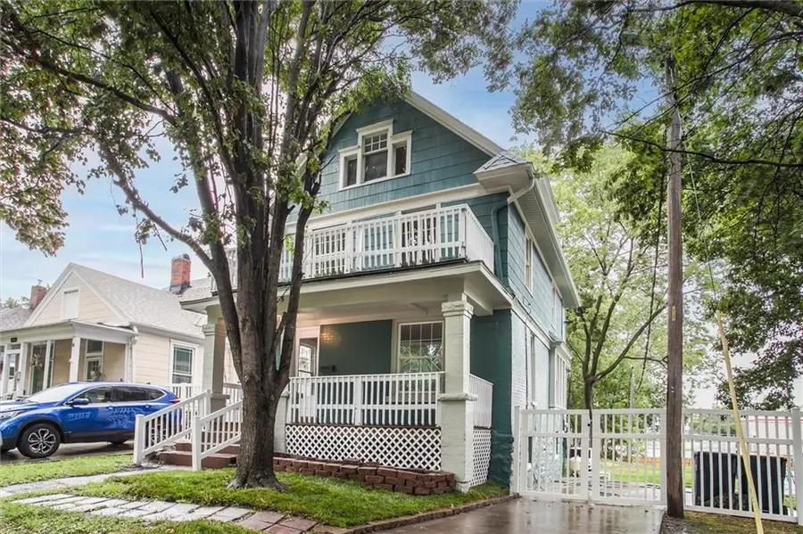 3201 Mcgee Street, Kansas City, MO 64111 - #3