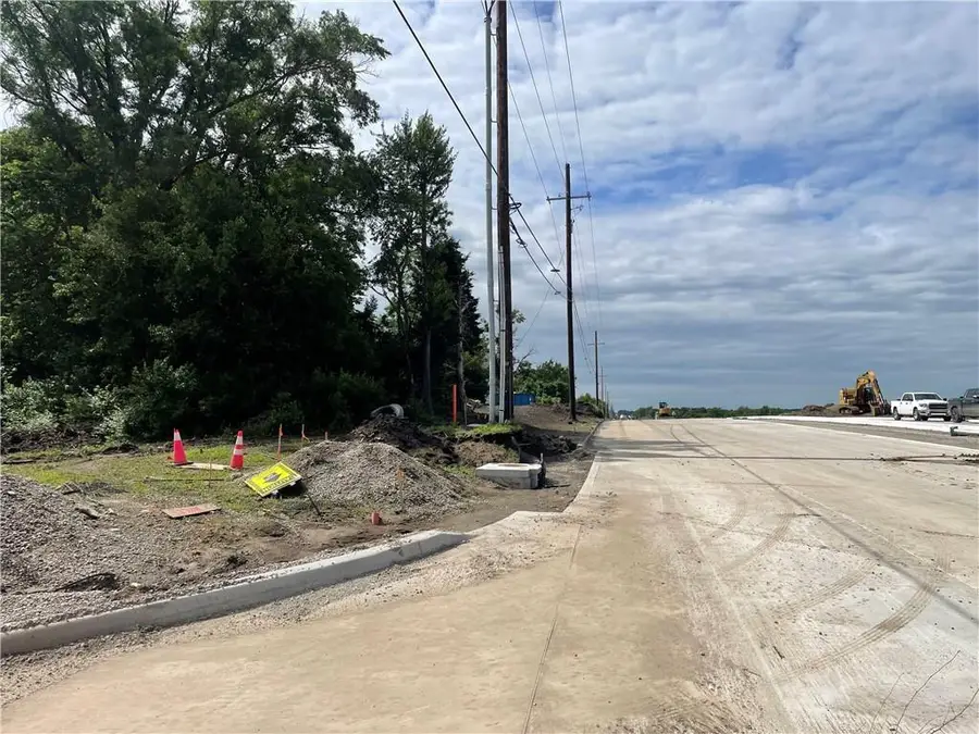 1907 & 1925 Scherer Road, Lees Summit, MO 64082 - #3