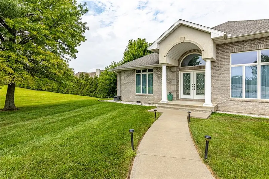 1113 Saxony Court, Warrensburg, MO 64093 - #2