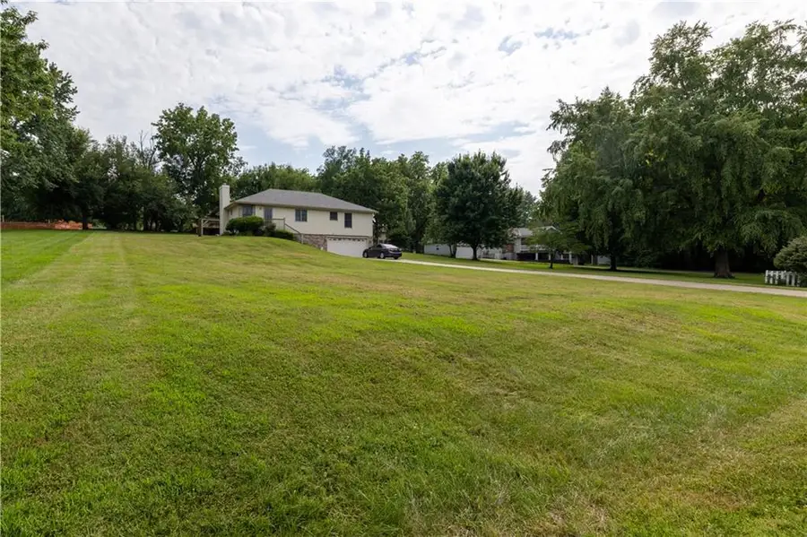 13470 Brookwood Way, Saint Joseph, MO 64505 - #3