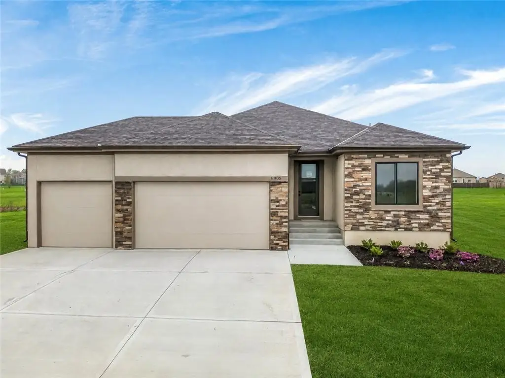 8004 Se Hoot Owl Street, Blue Springs, MO 64014 - #1