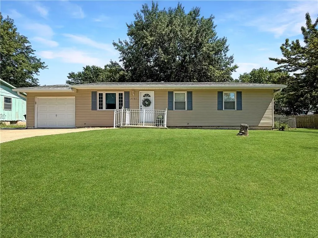 2101 Willow Street, Higginsville, MO 64037 - #1