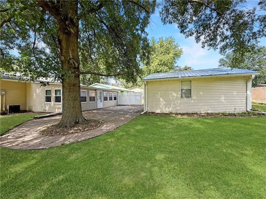 2101 Willow Street, Higginsville, MO 64037 - #3