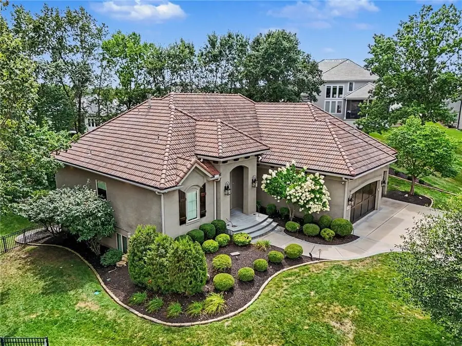 5950 N Saline Avenue, Kansas City, MO 64151 - #3