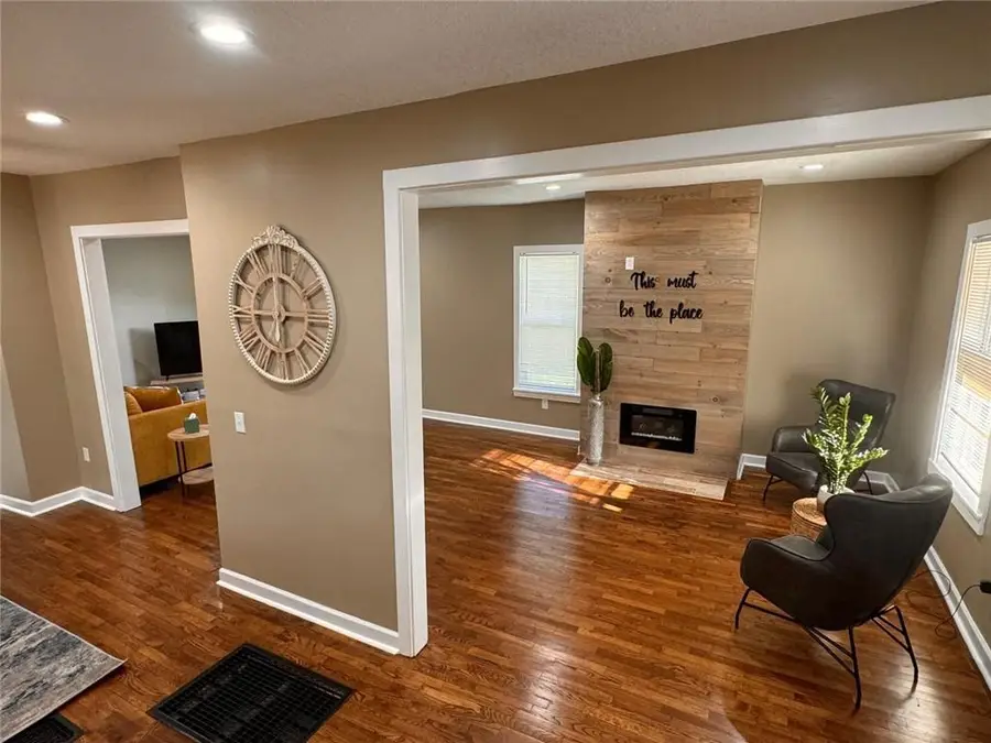 2205 Prospect Avenue, Kansas City, MO 64127 - #3