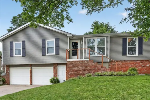 6033 Alden Street, Shawnee, KS 66216