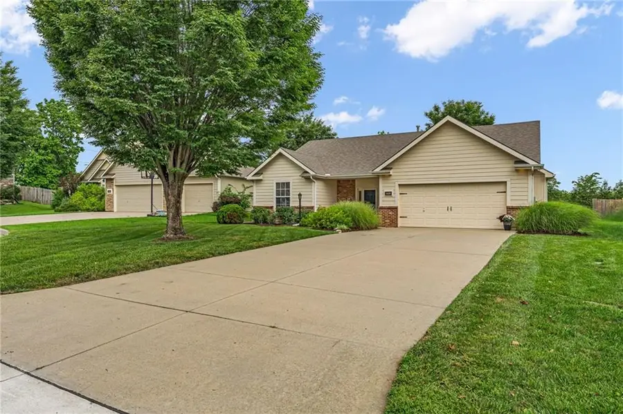 5228 Campbell Place, Lawrence, KS 66049 - #2