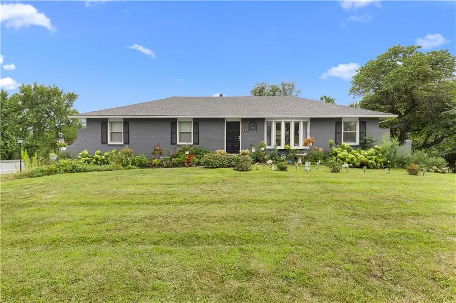 7611 Harry S Truman Drive, Grandview, MO 64030 - #2