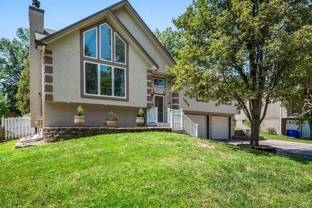 1312 Barnes Drive, Lees Summit, MO 64086 - #1