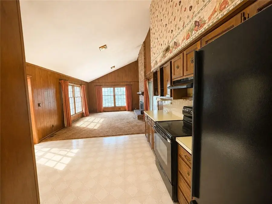 802 10th Street, Louisburg, KS 66053 - #3