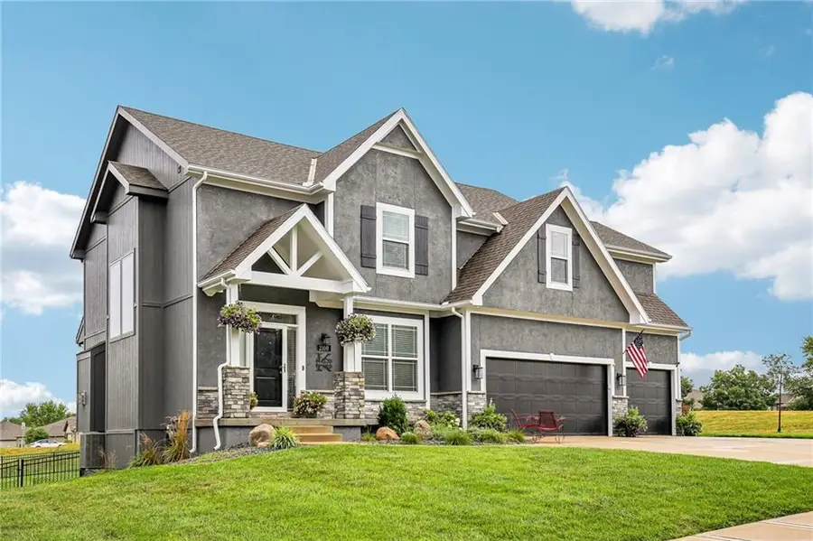 2100 Prairie Creek Drive, Kearney, MO 64060 - #3