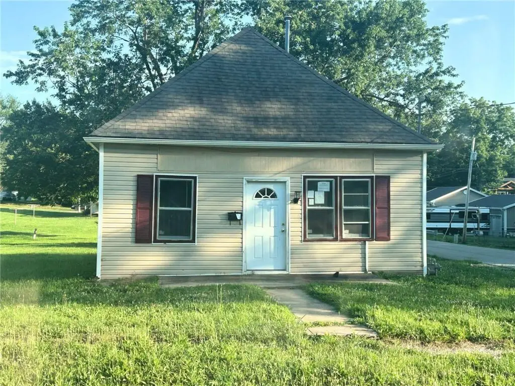 809 W Lexington Street, Richmond, MO 64085 - #1