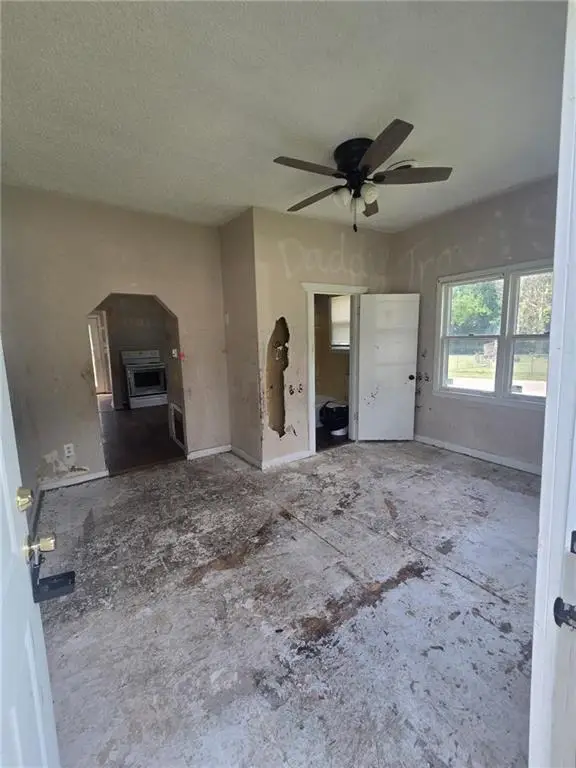 809 W Lexington Street, Richmond, MO 64085 - #2