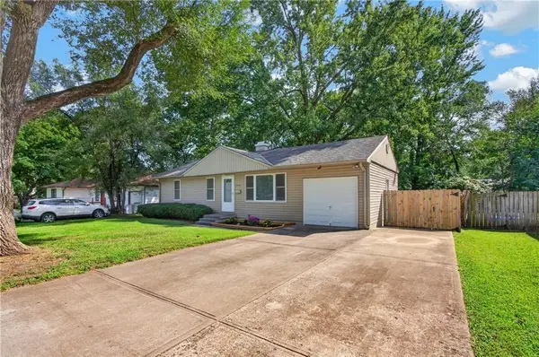 8509 E 111th Street, Kansas City, MO 64134