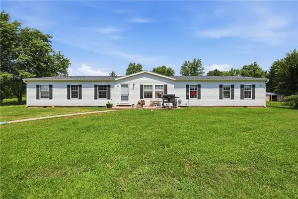 31 SW 600th Road, Warrensburg, MO 64093