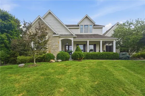 3835 W 180th Terrace, Stilwell, KS 66085