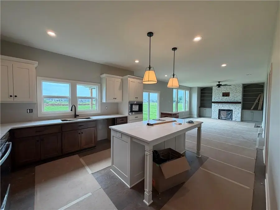 16978 S Brentwood Street, Olathe, KS 66062 - #3