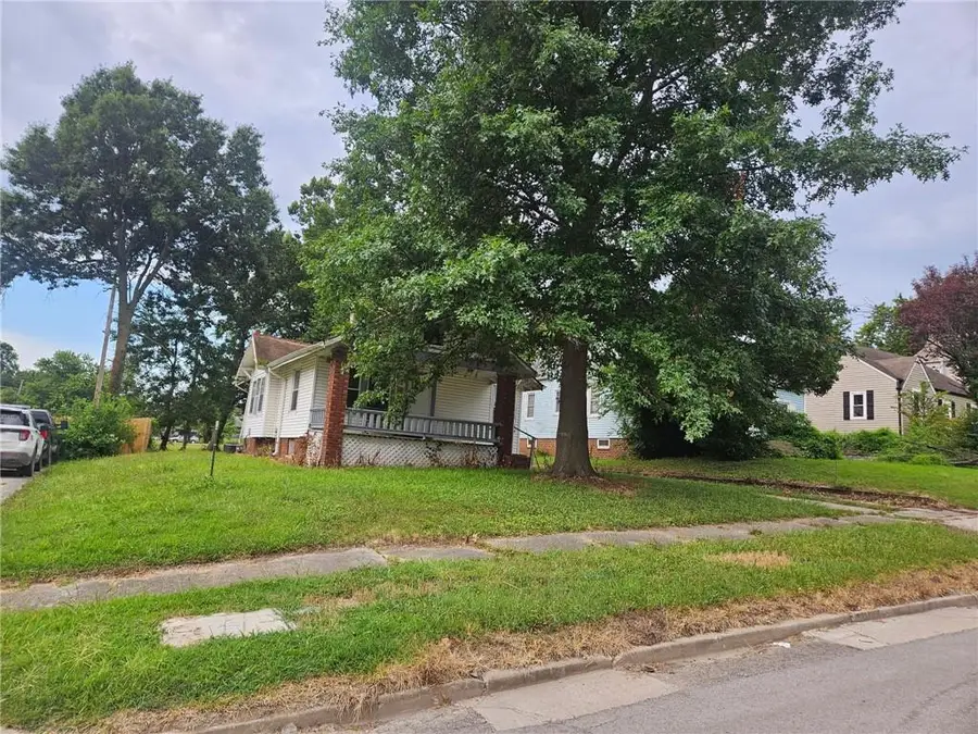 413 W 22nd Street, Higginsville, MO 64037 - #3