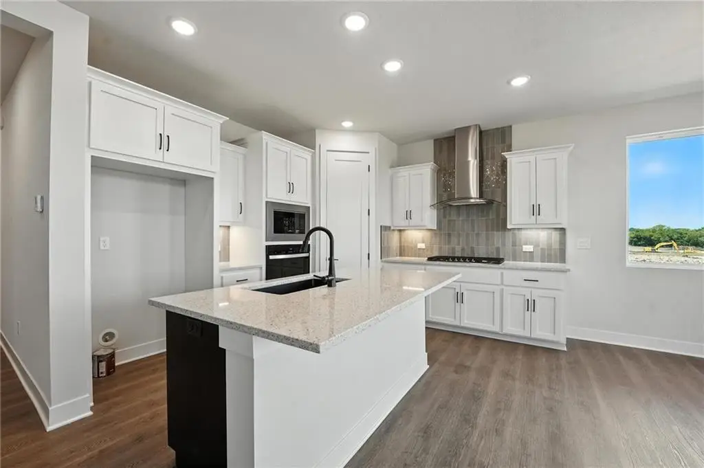 1395 N 163rd Circle, Basehor, KS 66007 - #1