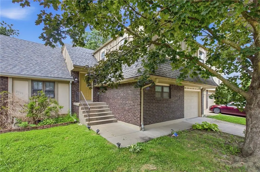 2811 NW 4th Street, Blue Springs, MO 64014 - #1