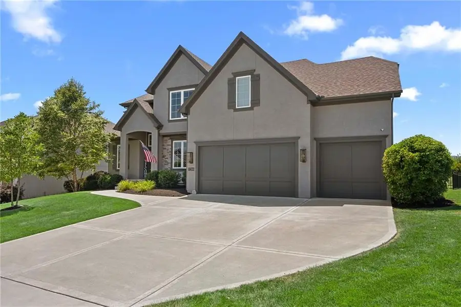 17200 Melrose Street, Overland Park, KS 66221 - #3
