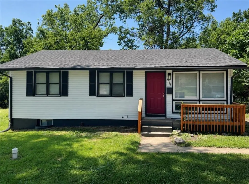 4516 Jackson Avenue, Kansas City, MO 64130 - #1