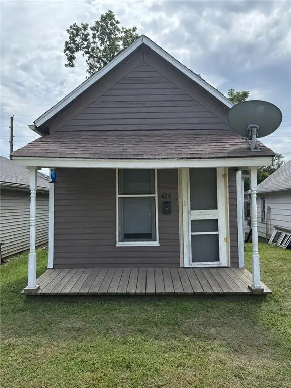 424 Thompson Avenue, St Joseph, MO 64504