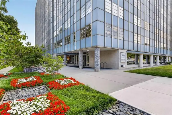 333 W Meyer Boulevard #714, Kansas City, MO 64113