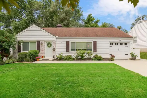 2613 W 76th Street, Prairie Village, KS 66208