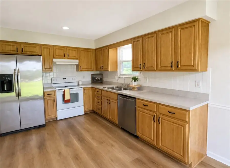 20701 Walker Road, Spring Hill, KS 66083 - #3