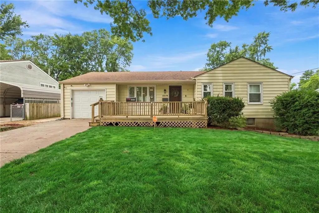 2806 N Spring Street, Independence, MO 64050 - #1