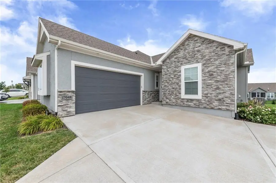 17048 W 168th Place, Olathe, KS 66062 - #2