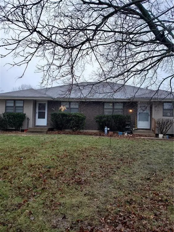 212-214 SW Westminister Road, Blue Springs, MO 64014 - #1