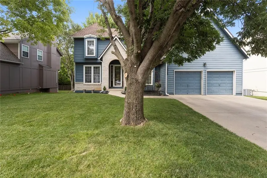 18360 W 116th Street, Olathe, KS 66061 - #2